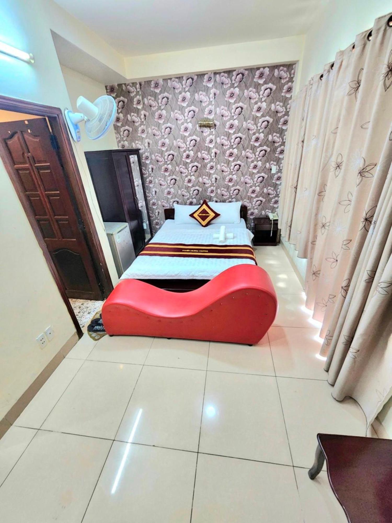 Tuan Hung Hotel Hcm Ho Chi Minh-staden Exteriör bild