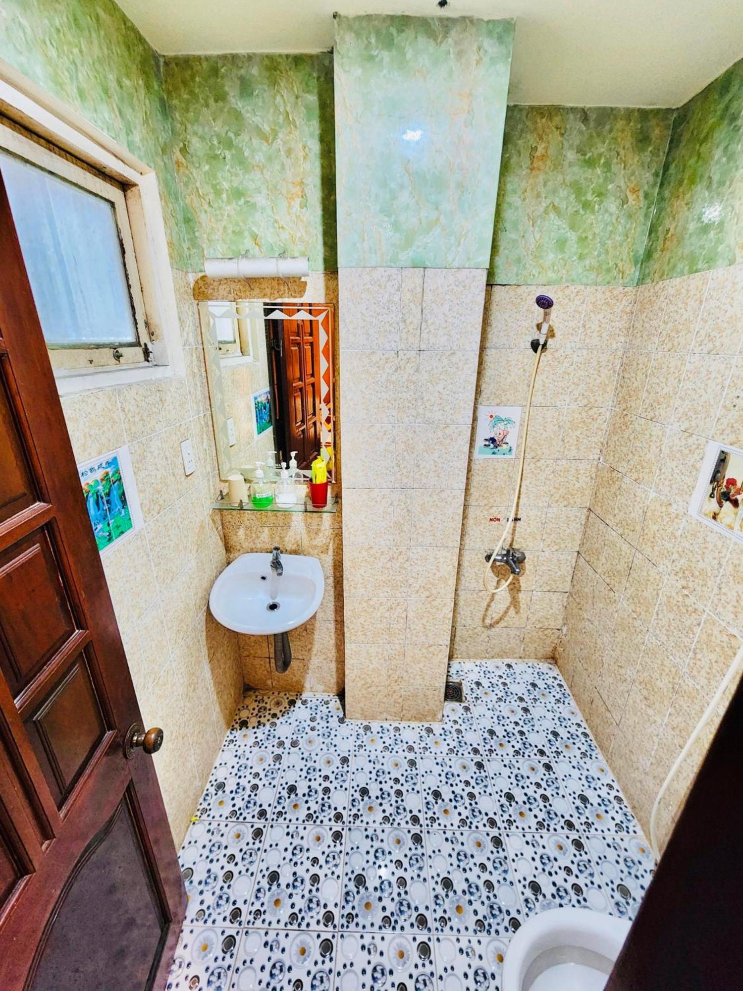 Tuan Hung Hotel Hcm Ho Chi Minh-staden Exteriör bild